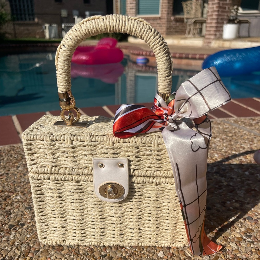 Elegant Cream Woven Handbag with Twilly.